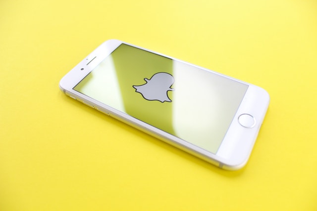 Featured Image for 1400+ Private Story Names For Snapchat [Cool, Funny & Creative]